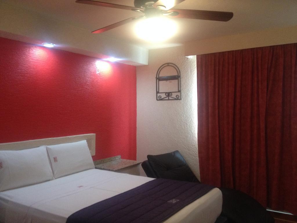 Hotel La Paz Guadalajara Bilik gambar