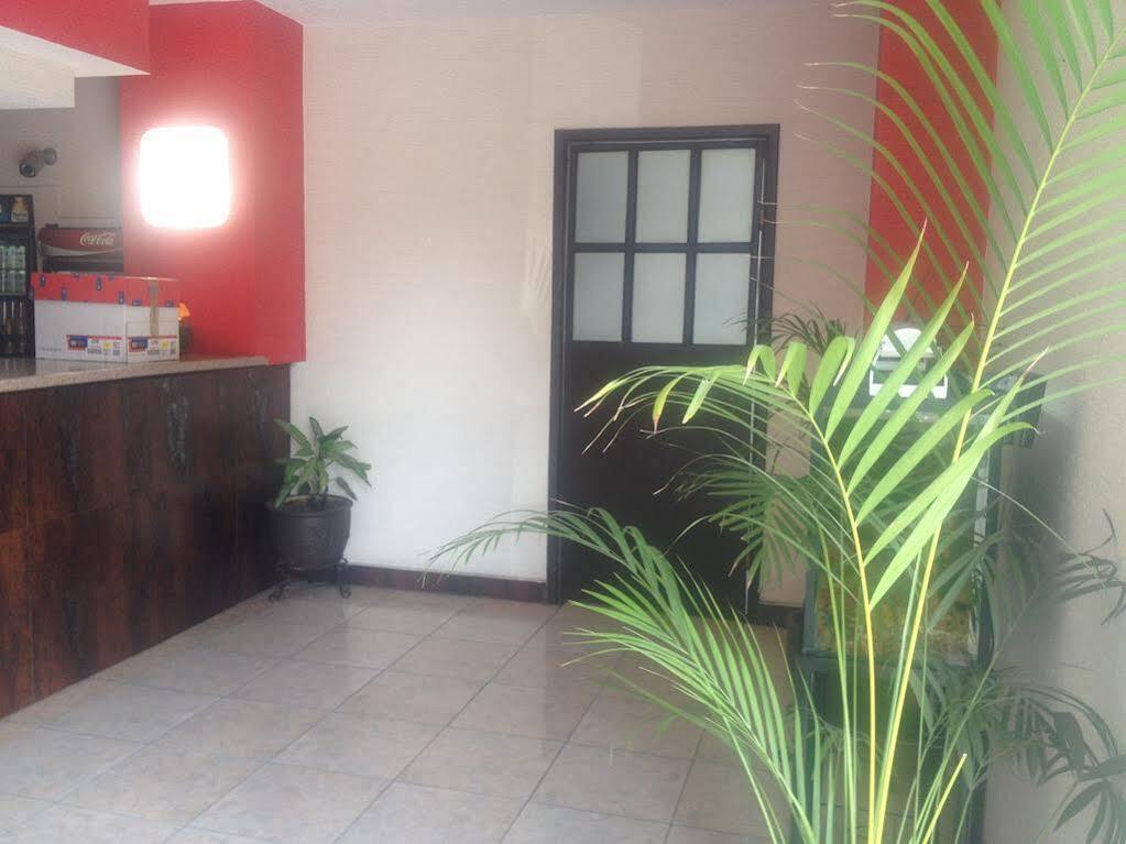 Hotel La Paz Guadalajara Luaran gambar